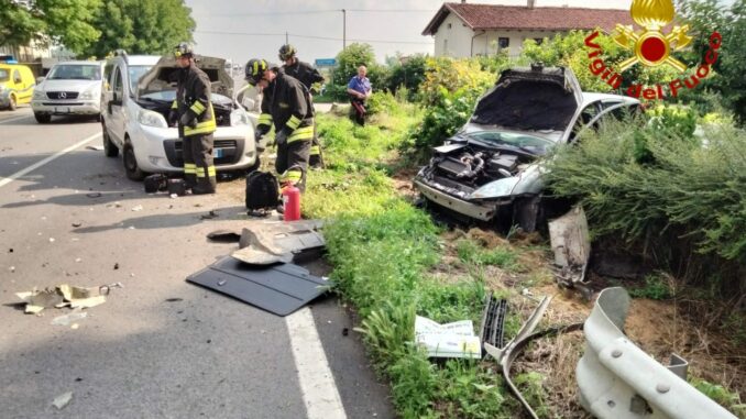 Frontale in frazione Mellea di Fossano: due feriti