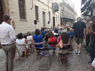 Nella Notte bianca delle librerie Alba vive ancora di letteratura