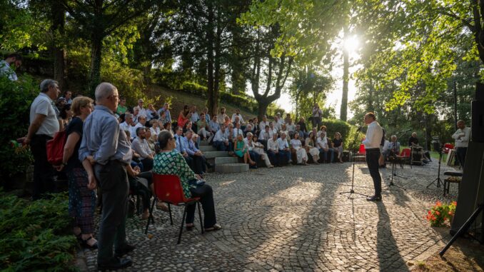 Un flashmob per presentare la candidatura di Alba, Bra, Langhe e Roero (VIDEO)