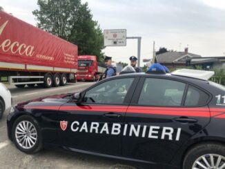 Asti: servizio straordinario di controllo nel quartiere Praia; più di 80 Carabinieri coinvolti, sequestrate armi e sostanze stupefacenti 1