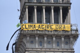 La Mole Antonelliana è occupata dagli attivisti di Extinction Rebellion (FOTOGALLERY) 1