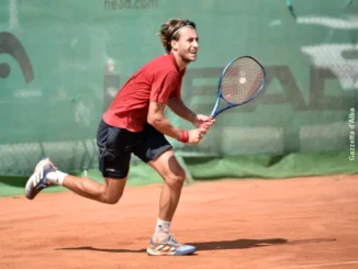 Tennis: Simone Manfredi conferma il suo dominio al memorial Gilardi 1
