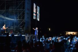 Collisioni, Checco Zalone porta in scena l