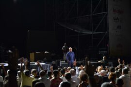 Collisioni, Checco Zalone porta in scena l