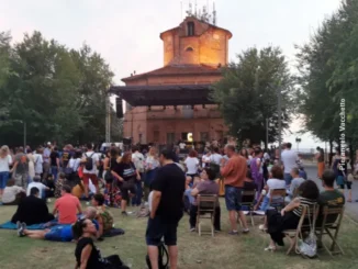 Con Attraverso festival Vinicio Capossela emoziona il pubblico di Bra (Fotogallery) 1