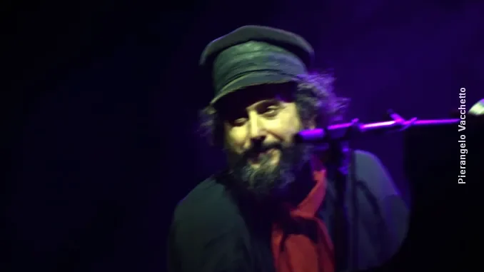 Con Attraverso festival Vinicio Capossela emoziona il pubblico di Bra (Fotogallery) 5