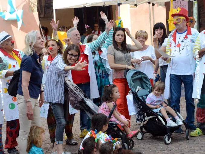 Si fa festa nella Granda per i vent’anni del centro per i servizi Società solidale 2