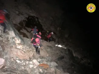 Non tornano al rifugio: tre alpinisti rintracciati nella notte e accompagnati dal Soccorso alpino