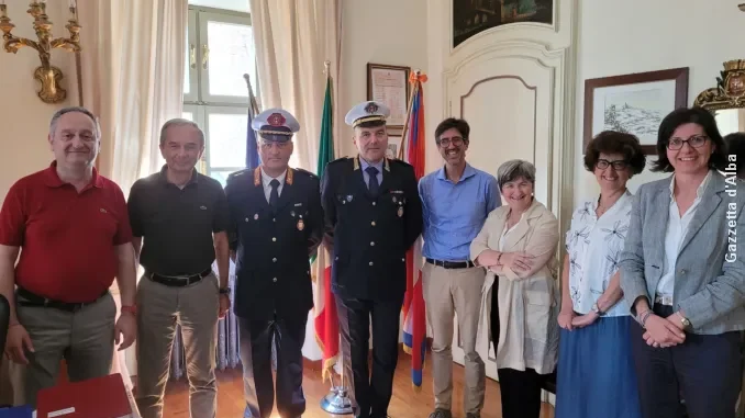 Il nuovo comandante della Municipale braidese, Davide Detoma, ricevuto dalla Giunta