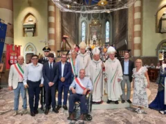 Messa per san Lorenzo, il vescovo Brunetti chiede accoglienza per i migranti che lavorano nelle vigne 4