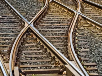 Cinque operai travolti da un treno a Brandizzo nel Torinese