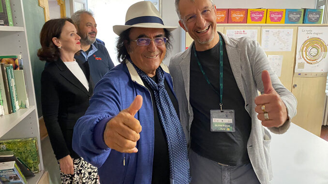Albano Carrisi allo stand Slow Food Albano Carrisi a Chees incontra i braidesi
