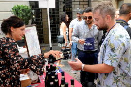 Enoturisti da tutto il mondo per la prima domenica di Festa del vino (FOTOGALLERY) 2