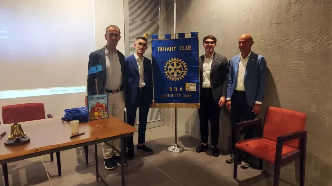 Rotary club Bra, una serata dedicata alla presentazione di un socio e del web