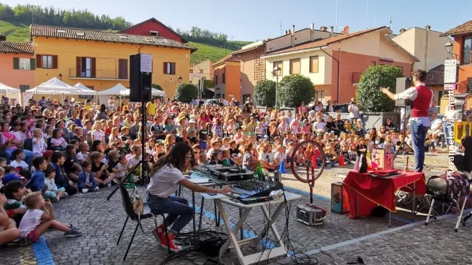 Collisioni porta il circo a Barolo (fotogallery) 1