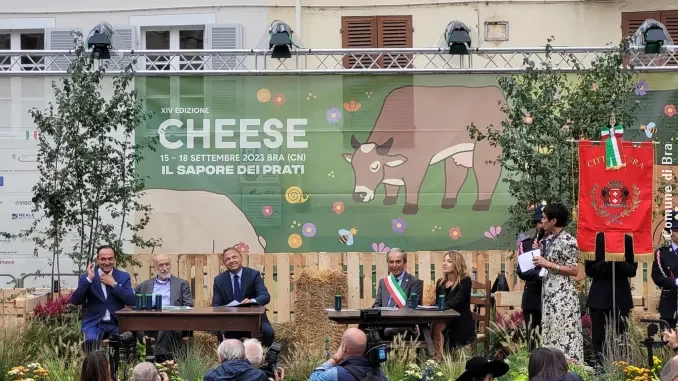 Il ministro Lollobrigida inaugura Cheese all'insegna del cibo genuino