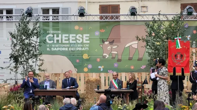 bra-cheese23-inaugurazione1 Il ministro Lollobrigida inaugura Cheese all'insegna del cibo genuino