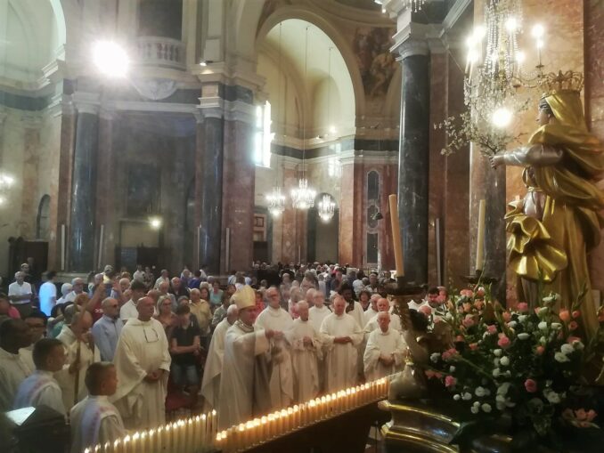 Madonna dei Fiori: una grande festa di fede e di popolo 7