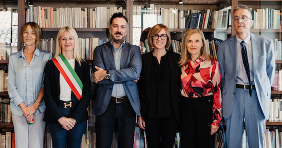 Fondazione Pavese, inaugurata la nuova sala con la biblioteca di Lorenzo Mondo