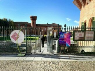 Inaugurata a Pollenzo la collettiva d'arte contemporanea Follie d'Autore, a cura dell'associazione albese InnovArt