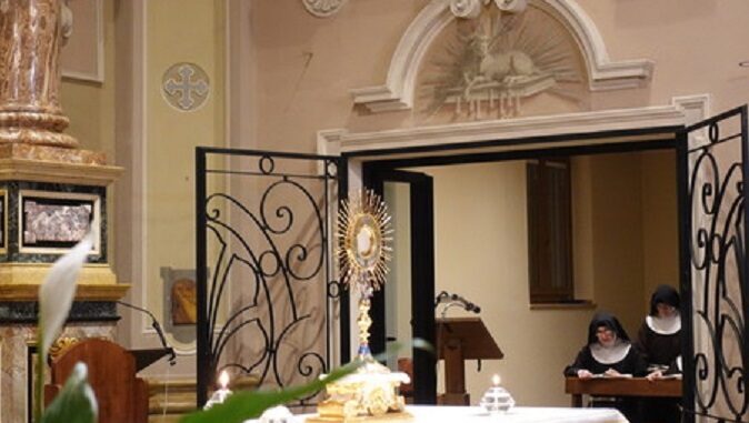 Il grido della pace si è levato anche dalla chiesa delle Clarisse di Bra