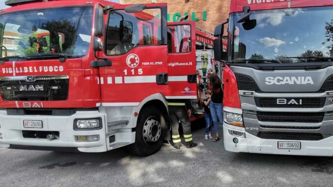 Caserme aperte, oggi (sabato 14 ottobre) è possibile visitare la sede dei Vigili del fuoco di Alba 3