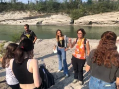 Il liceo Govone va a scuola di... rocce: dopo la lezione in classe tutti alla spiaggia dei cristalli lungo il Tanaro 5