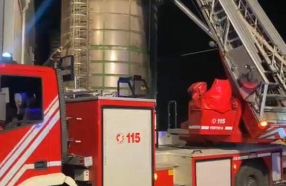 A fuoco un silos contenente semi di girasole a Morozzo