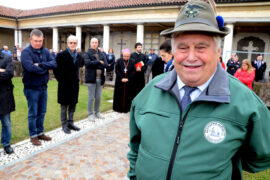 La corona di alloro nel Campo della memoria e la messa in cimitero 1