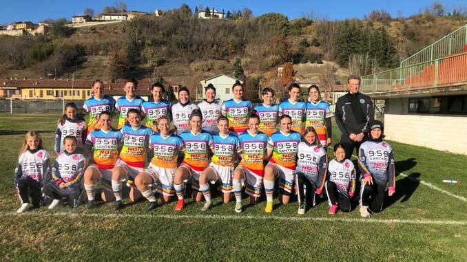 L’Area calcio entra in campo con le baby atlete per ricordare il 25 novembre