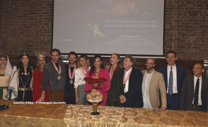 Aperta nel castello di Grinzane Cavour la XXIII Asta mondiale del tartufo bianco d’Alba 1