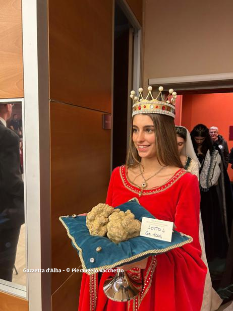 Aperta nel castello di Grinzane Cavour la XXIII Asta mondiale del tartufo bianco d’Alba (FOTOGALLERY) 21