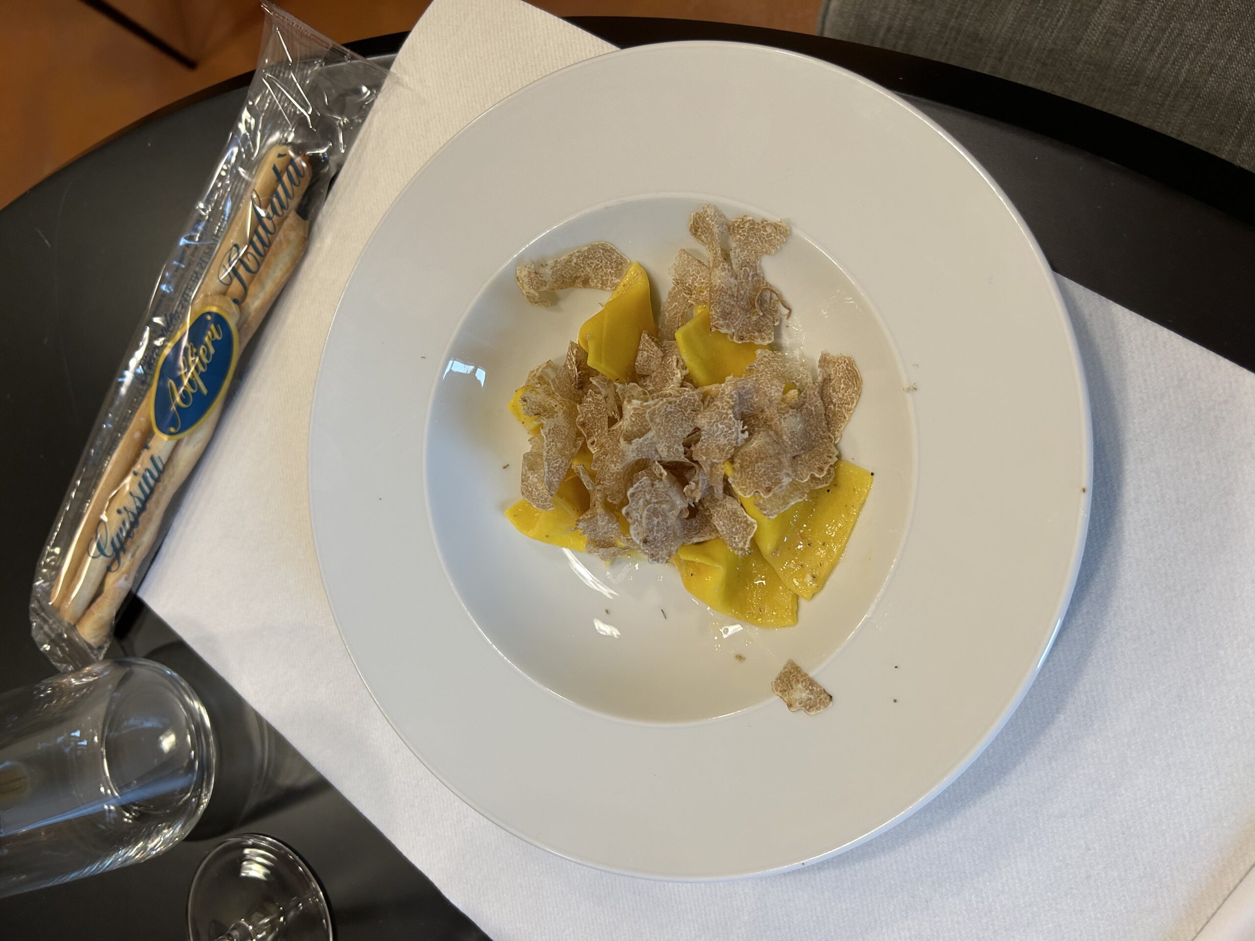 A scuola dallo chef stellato Paolo Griffa: i corsi al castello di Roddi