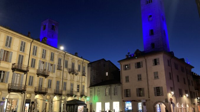 Luci_blu_torri_Alba_02_2022_GDivino (3) 2