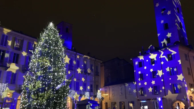 Luci di Natale: oggi Alba le accende grazie a Aca, Comune e Banca d’Alba