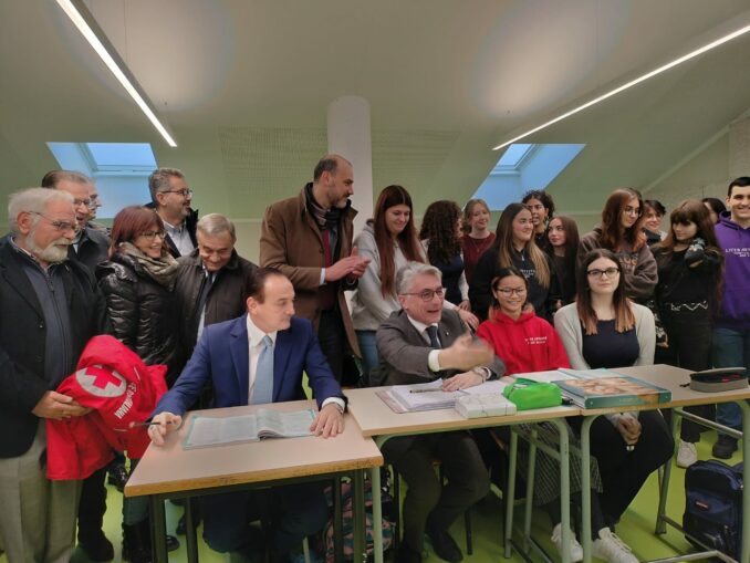 Inaugurate le nuove aule del liceo artistico Gallizio e consegnato il cantiere della nuova palestra (VIDEO)