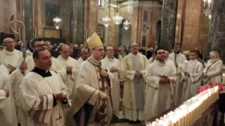 Festa dell’apparizione della Madonna dei fiori a Bra con grande partecipazione di fedeli 3