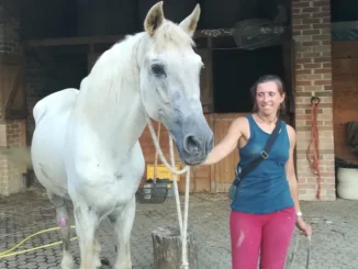 L'ultimo saluto a Giorgia Coizza, la prima fantina a vincere il Palio degli asini di Alba