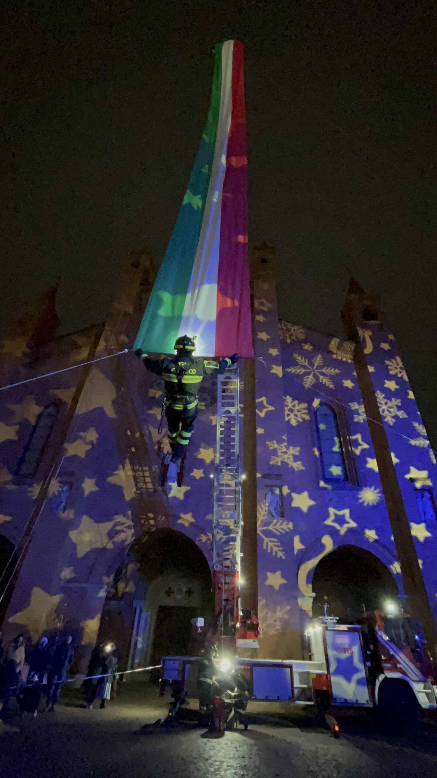 Per Santa Barbara i Vigili del fuoco in piazza del Duomo (Fotogallery) 6