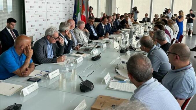 Condivisi i piani di fabbisogno delle Asl nella riunione dell’Osservatorio Sanità: già fatte le prime 179 assunzioni