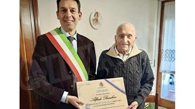 A Cortemilia nonno Alfredo ha compiuto cemto anni