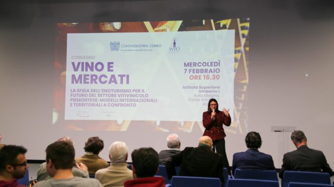 “Vino e mercati”: grande partecipazione al convegno organizzato dalla Sezione Vini e Liquori Confindustria Cuneo presso la Scuola Enologica di Alba