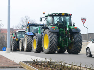 Il corteo degli agricoltori sui trattori nelle vie della città (FOTOGALLERY) 2