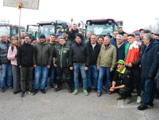 Il corteo degli agricoltori sui trattori nelle vie della città (FOTOGALLERY) 6