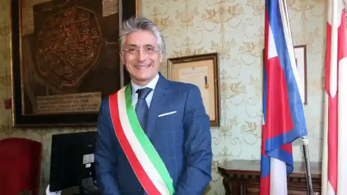 Il sindaco di Alba Carlo Bo annuncia la ricandidatura per un secondo mandato