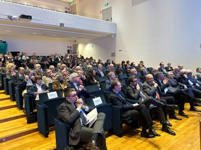 Il sindaco Carlo Bo ha partecipato in Fondazione Ferrero all’apertura di due importanti convegni medici dedicati all’oncologia cervico-cefalica 1