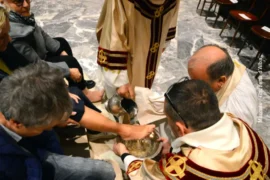 Riti della settimana Santa in cattedrale ad Alba, preparandosi per la Pasqua 6