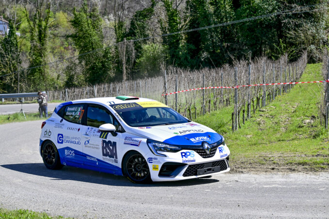 Matteo Greco si ritira al Rally Vigneti monferrini quando era in testa alla rally5 1