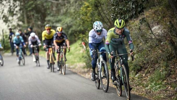 Parigi-Nizza verso l'epilogo. Sabato e domenica le tappe decisive