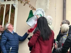 Scuola della Riva a Bra: la dedica a don Livio Greppi è ufficiale